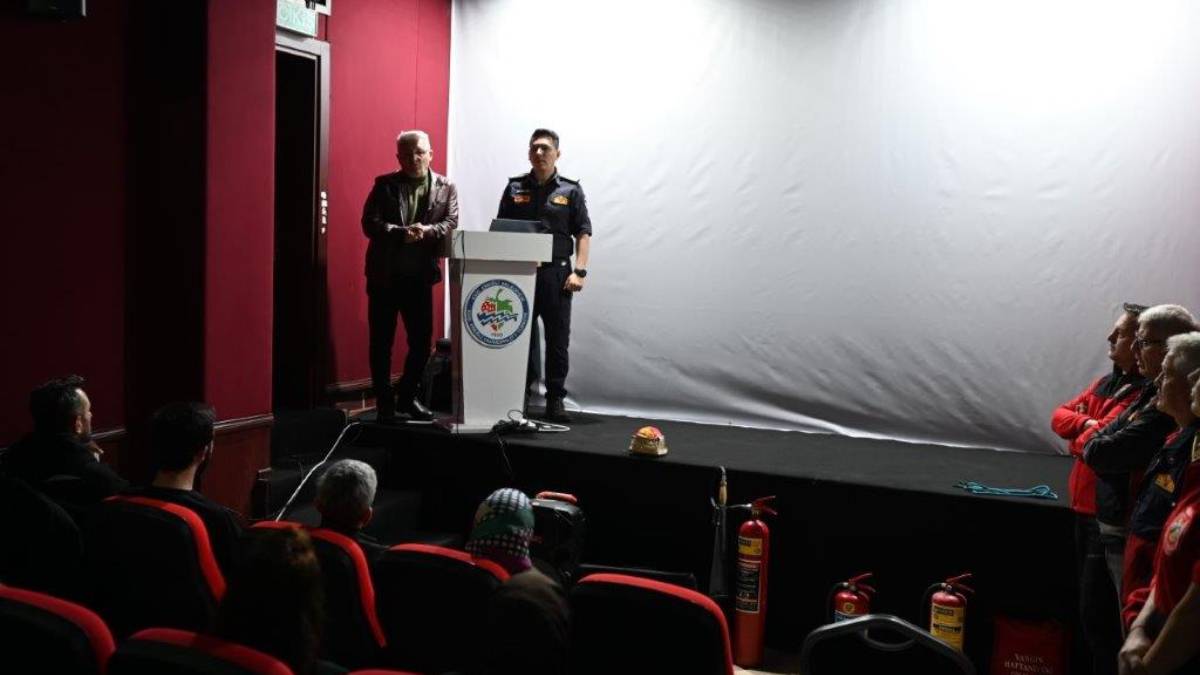 Kdz. Ereğli’de 17. Grup Gönüllü İtfaiyeci Eğitimi rekor katılımla başladı