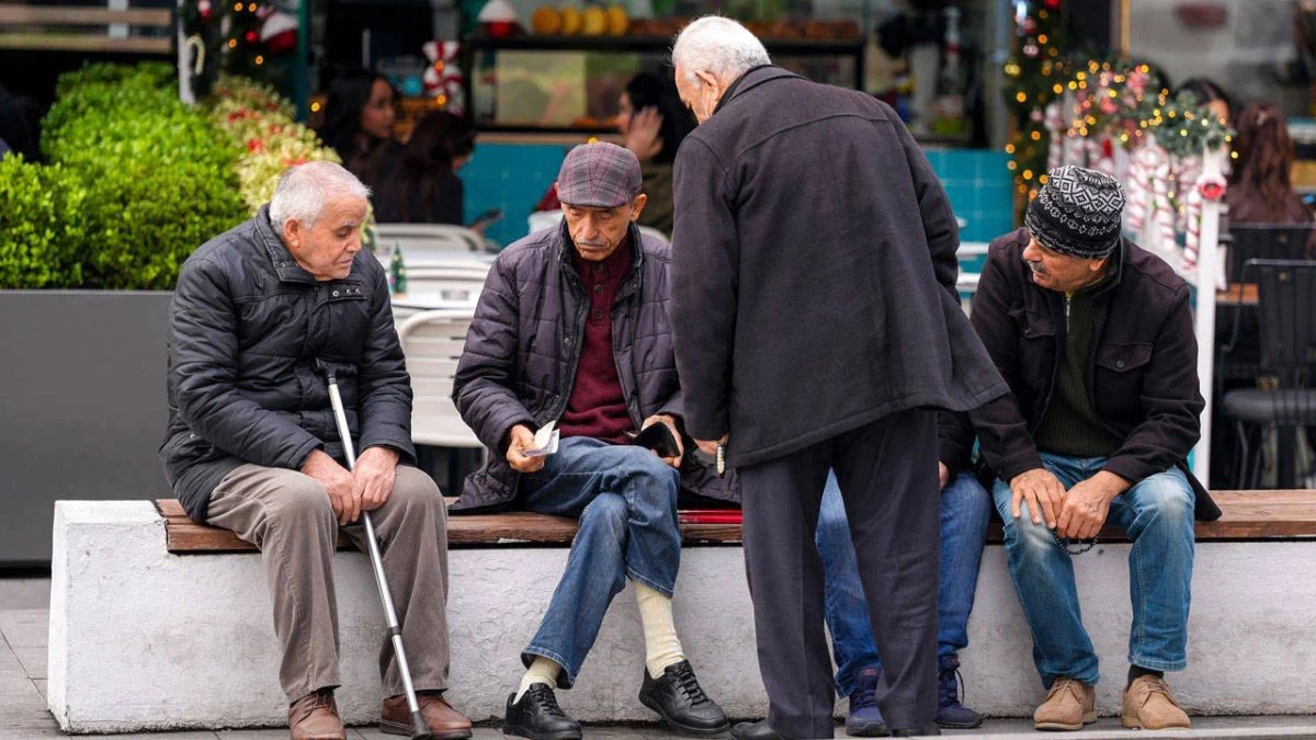 İstanbul’un yaşlıları geçim ve sağlık arasında: Gelirde ve sağlıkta eşitsizlik ön plana çıktı
