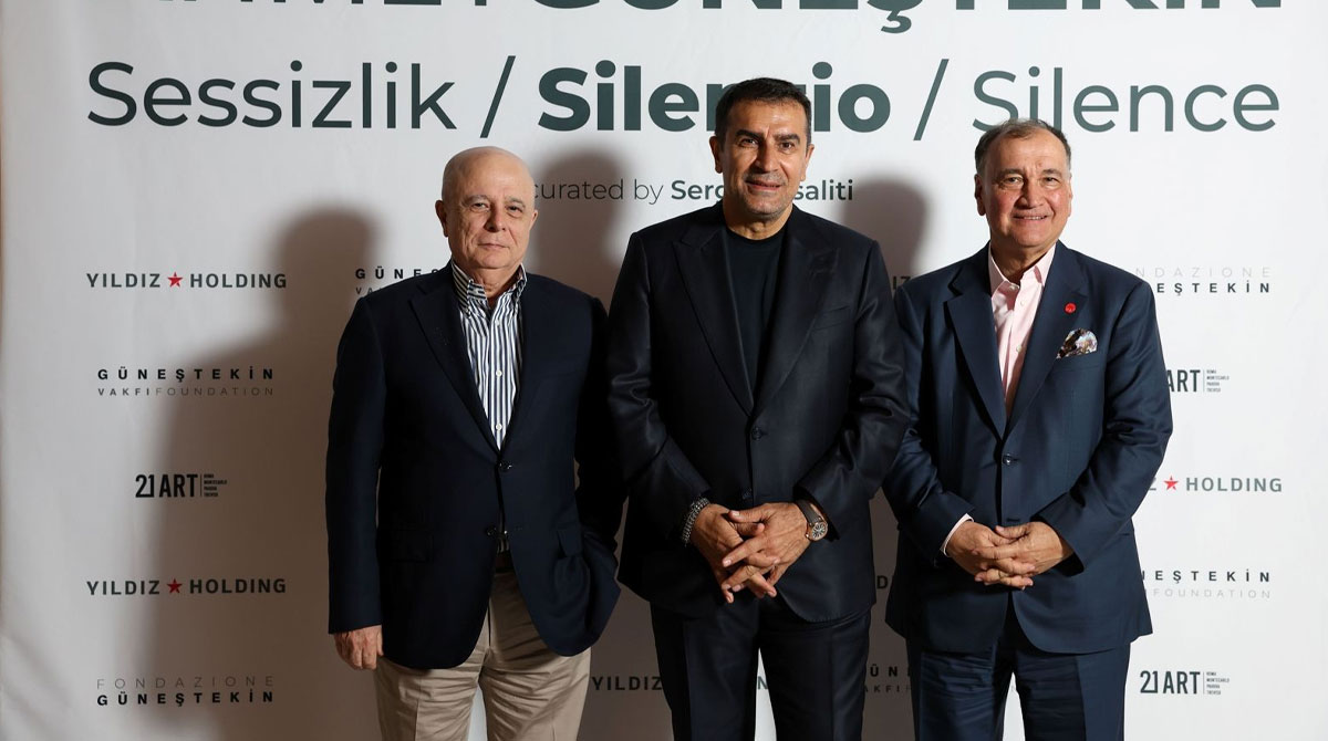 Türk sanatının Venedik çıkarması: Ahmet Güneştekin'in "Sessizlik" sergisi kapılarını açtı
