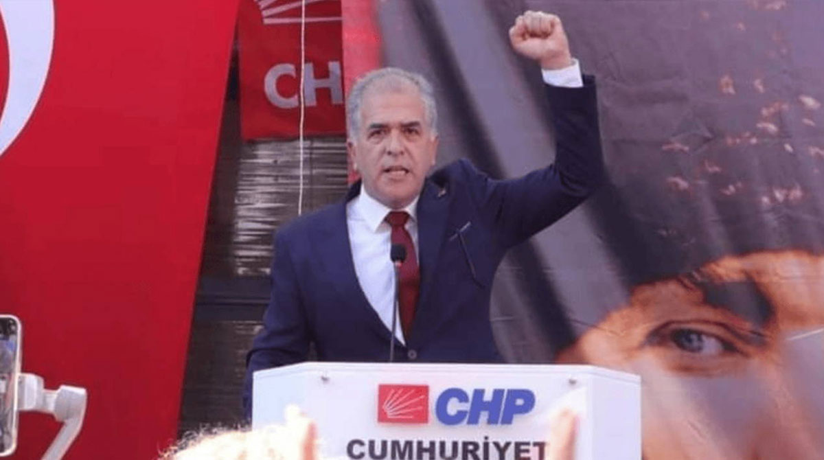 CHP'li İlçe Başkanı Sezai Öz görevinden istifa etti