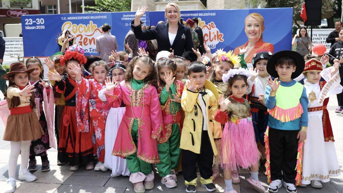 2. Uluslararası Çocuk Ve Gençlik Tiyatroları Festivali başladı