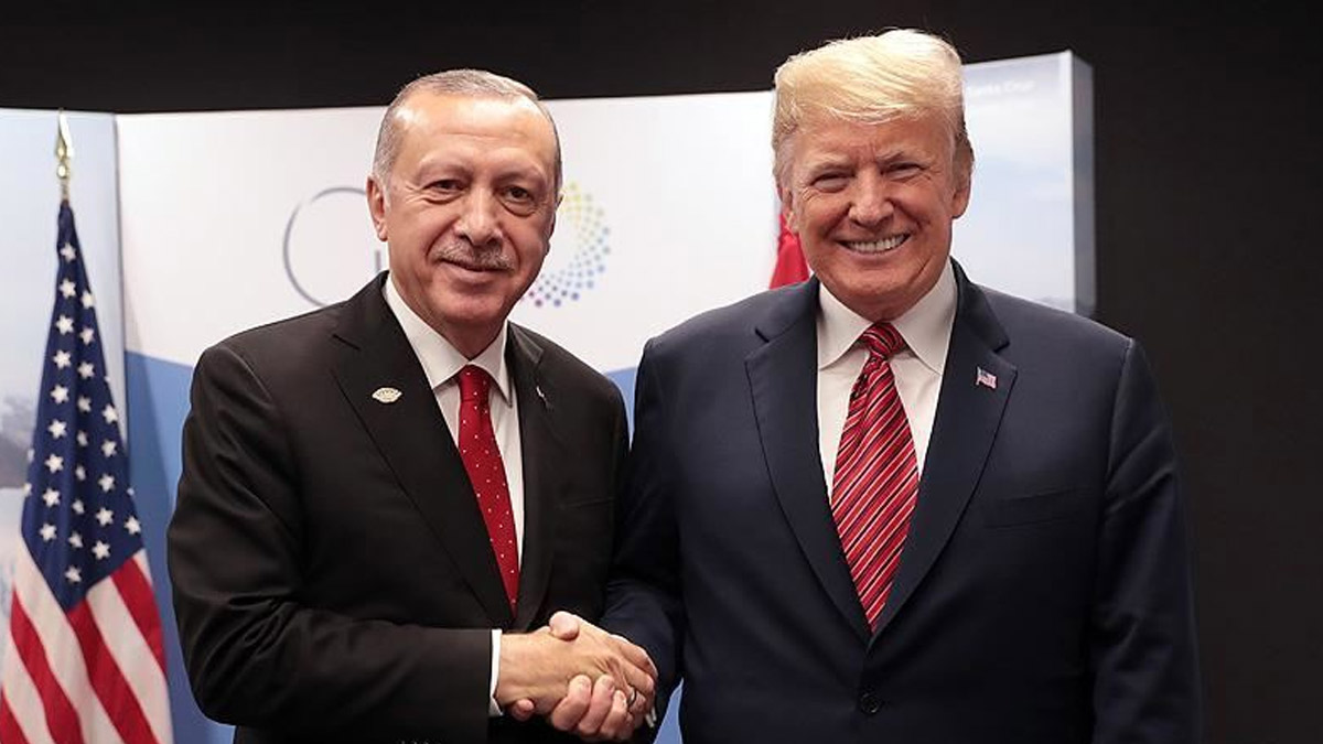 Erdoğan'dan Trump'a geçmiş olsun mesajı: Demokrasilerde mücadele fikirle yapılır şiddete yer yoktur