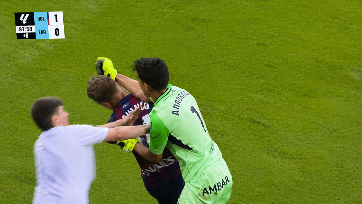 İspanya'da utanç gecesi: Kırmızı kart gördü kaptanı yumrukla yere serdi