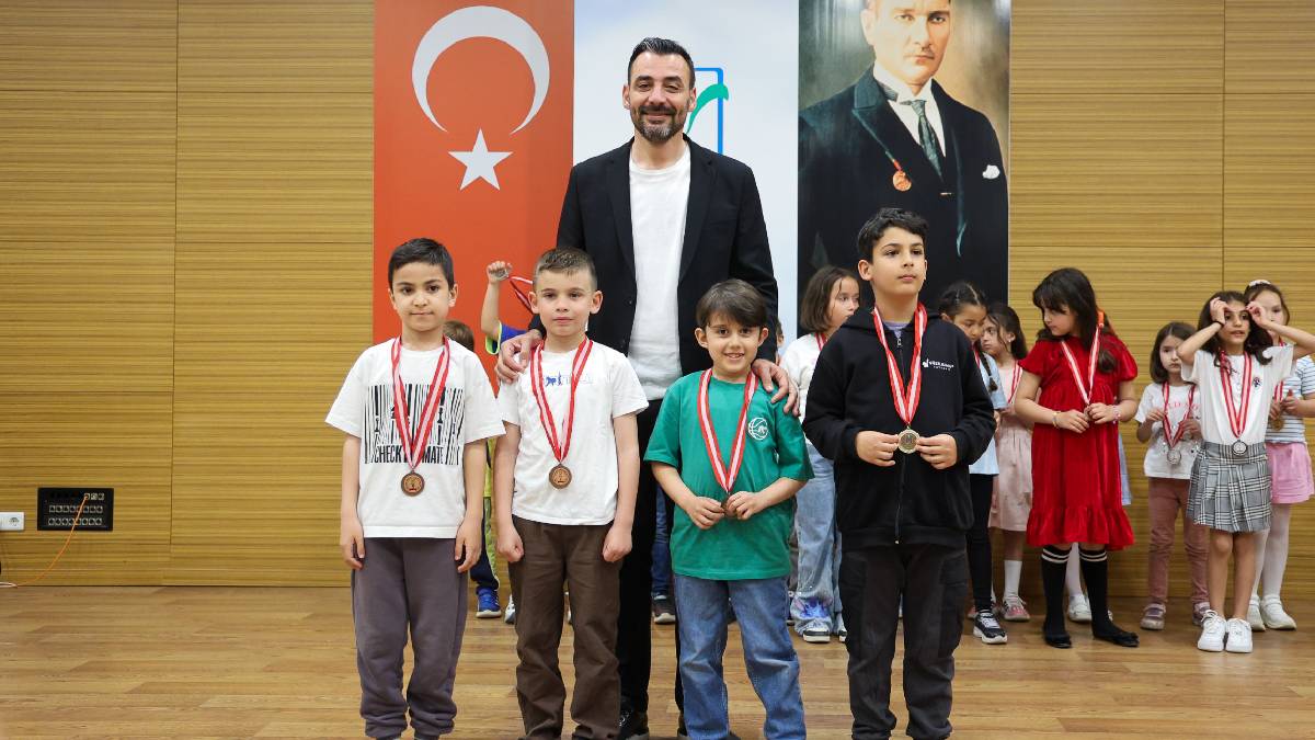 Manavgat’ta 23 Nisan’a özel satranç turnuvası tamamlandı