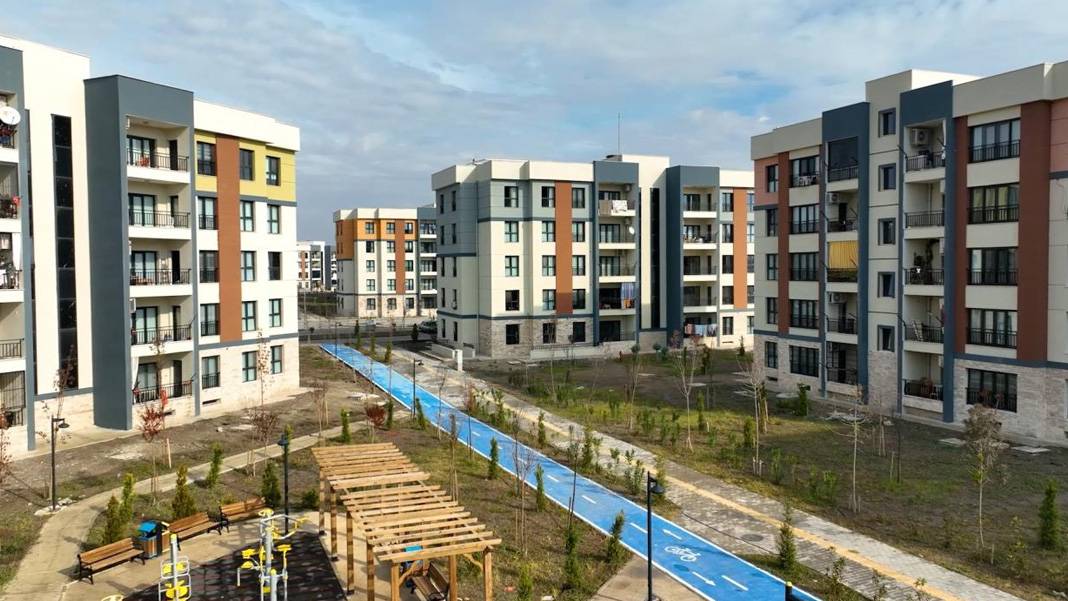 Yatırımda rota değişti: Altından çıkan konuta koşuyor! En çok hangi il kazandırdı?