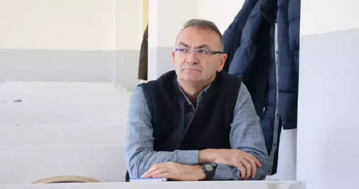 Emekli oldu okumalara doyamadı! 55 yaşında 3. Üniversitesini okuyor