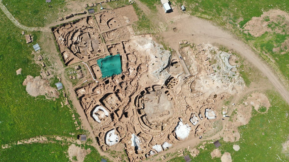 Karahantepe’de 3 boyutlu eserler; ceylan ve baklagil tüketimi belgelendi