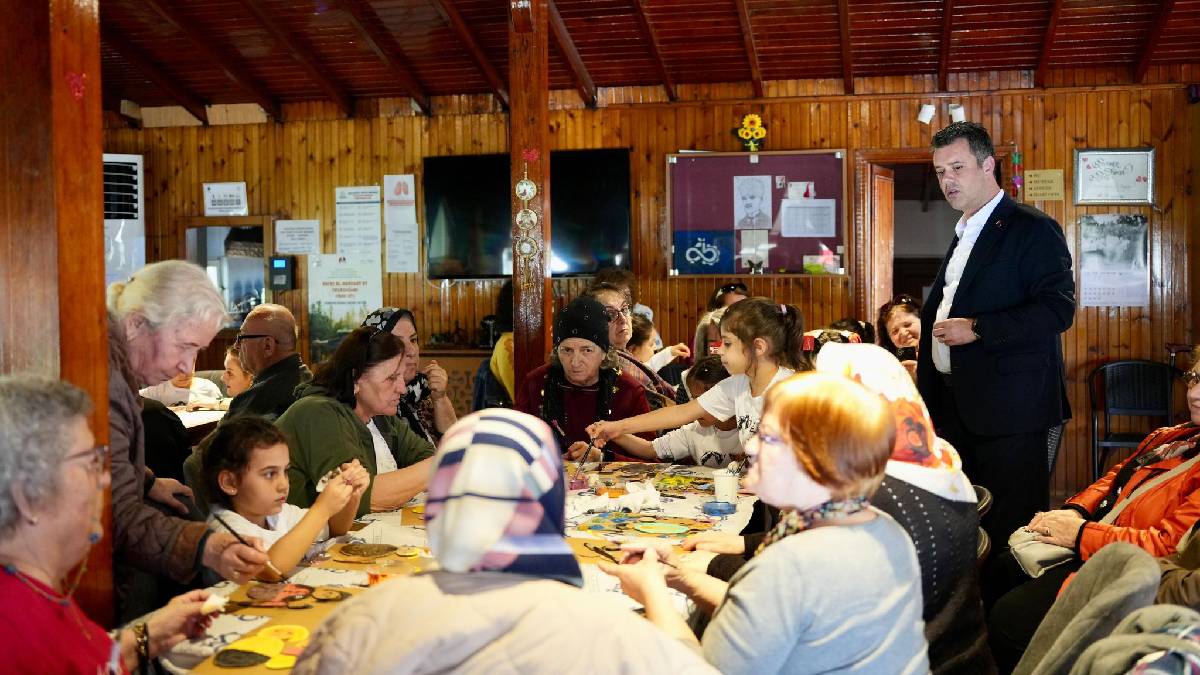 Çorlu’da kuşaklar arası gönül köprüsü kuruldu