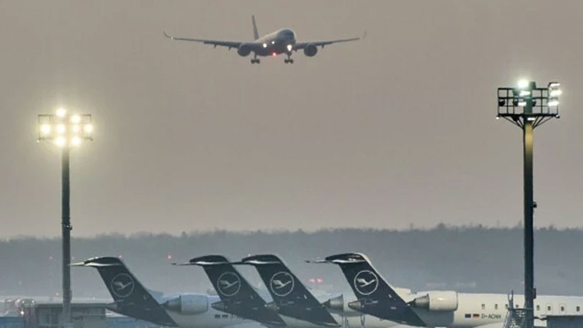 Güney Sudan'da uçak düştü: 14 kişi öldü