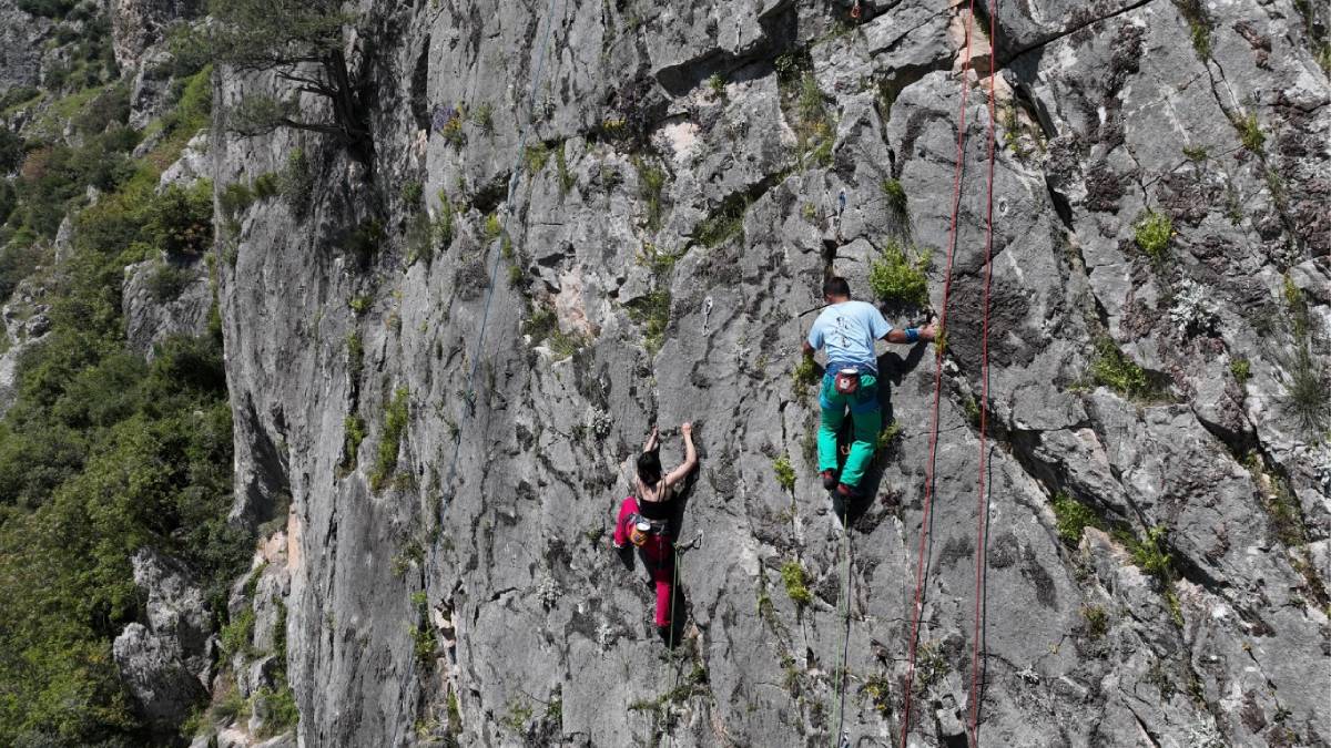 Balıkesir 7. Kaya Tırmanış Şenliği doğa tutkunlarını buluşturdu