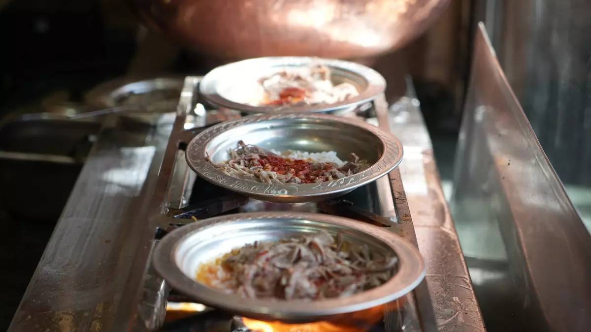 Sadece kışın değil baharda da çok tüketiliyor: Sabah erkenden müşteriler akın ediyor