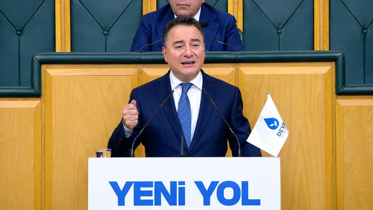 Babacan’dan iktidara "gündüz kuşağı" ve "çökme" tepkisi: Kemerde sıkacak delik, ağızda diş kalmadı