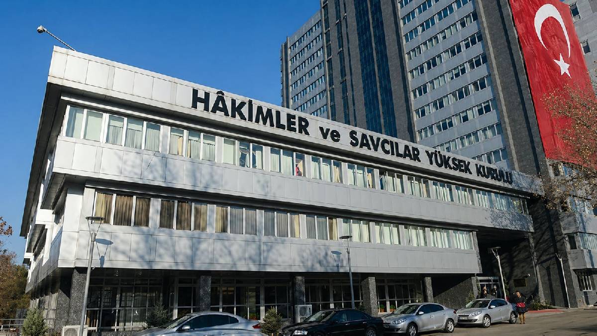 HSK'dan mini kararname: 34 hâkim ve savcının görev yeri değişti (Tam Liste)