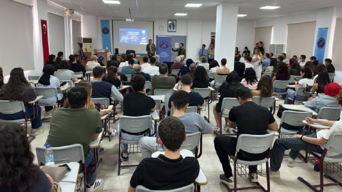 Kumluca Kıyılarında Su Altı Arkeolojisi semineri düzenlendi