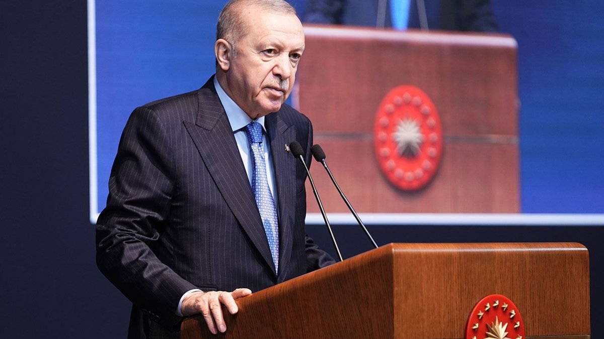 Erdoğan'dan okul saldırıları açıklaması: Sadece güvenlik sorunu olarak değerlendiremeyiz