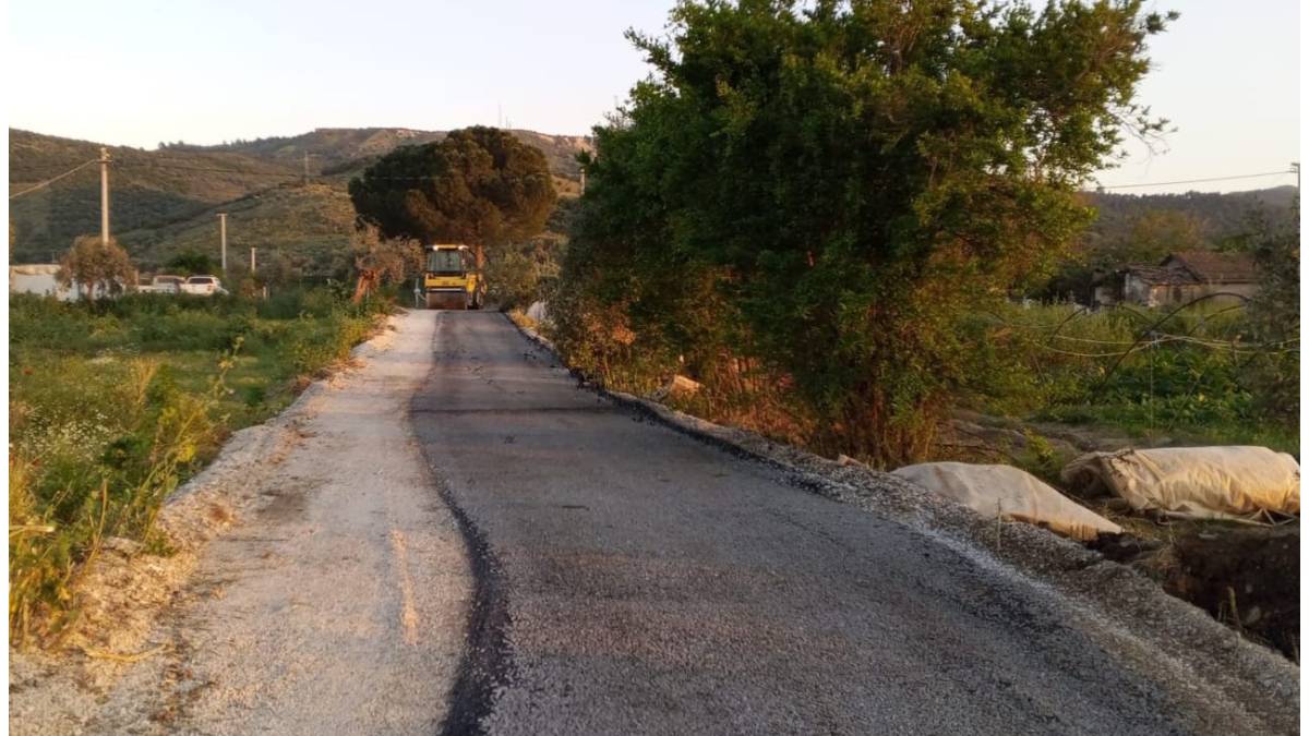Efeler Belediyesi yol konforu ve güvenliği için çalışmalarına devam ediyor