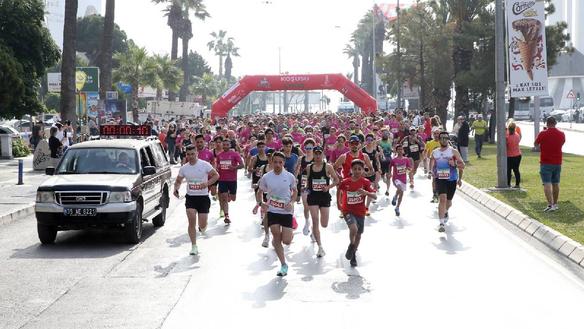 Karşıyaka’da Zübeyde Hanım Koşusu için geri sayım başladı: Son başvuru 6 Mayıs!
