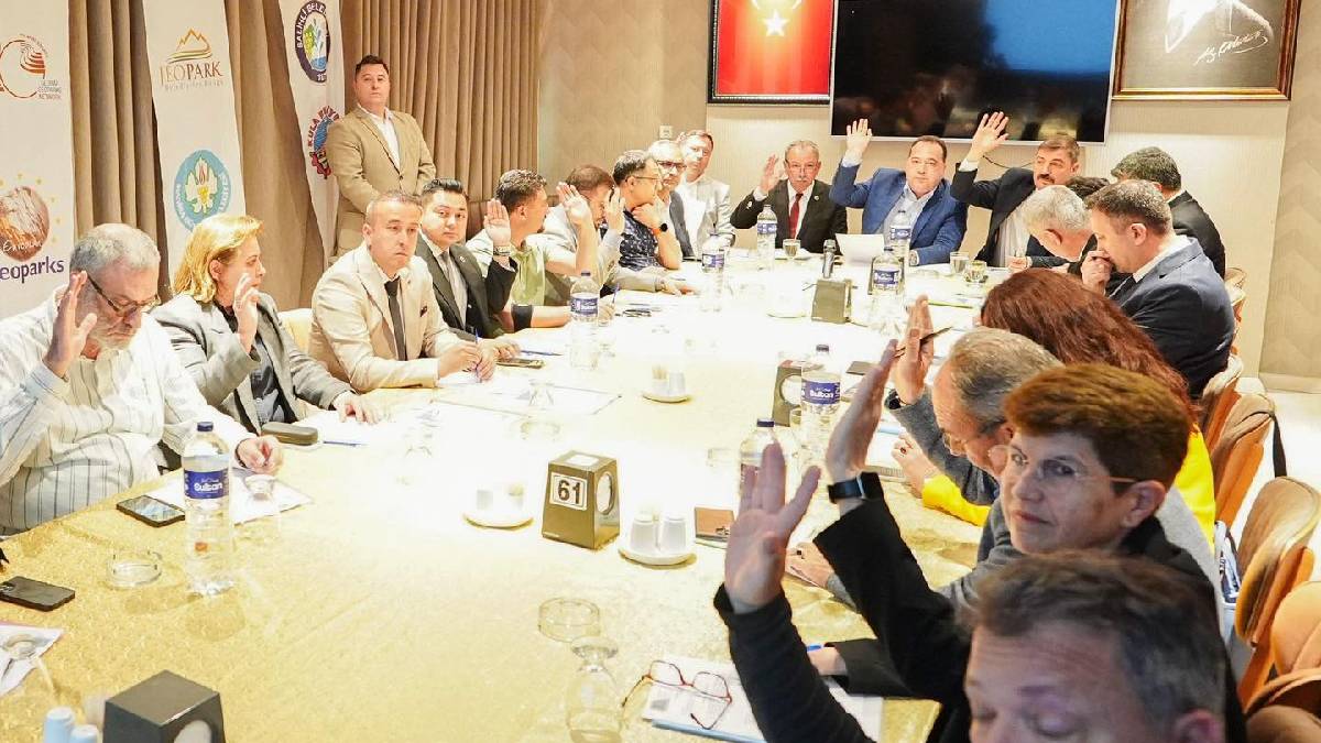 Jeopark Belediyeler Birliği, Salihli’de toplandı