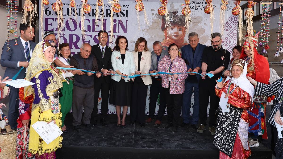Ezogelin Yöresel Bebek Çalıştayı başladı: Somut Olmayan Kültürel Miras Taşıyıcısı sanatkarlar Gaziantep’te buluştu