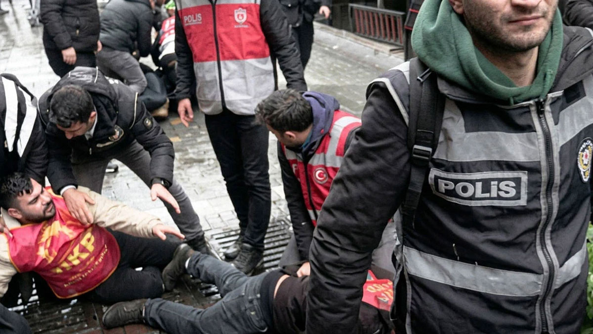 Taksim’e yürümek isteyenlere polis müdahalesi