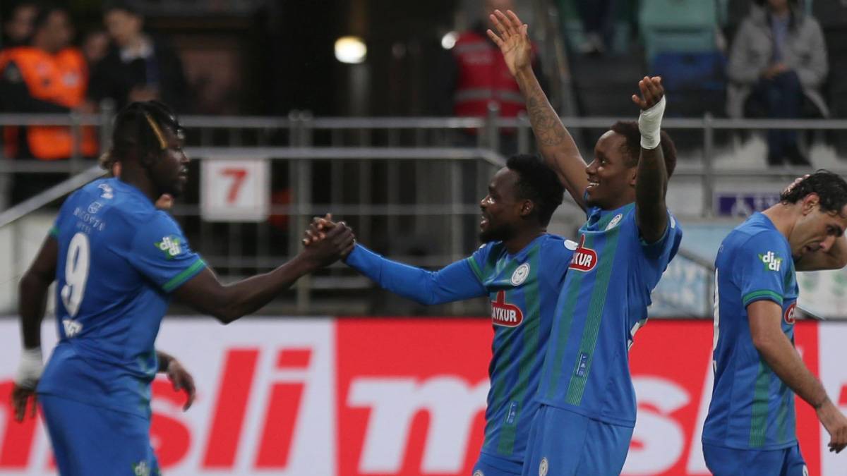 Rizespor, Konyaspor'u 3-2 ile geçti
