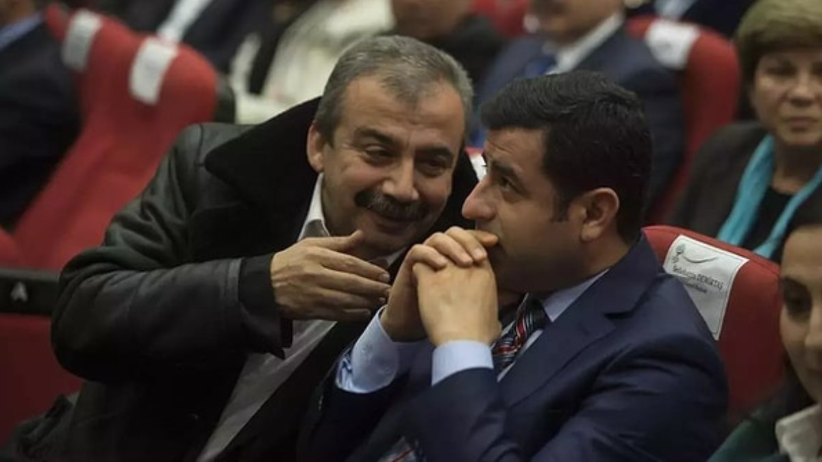 Demirtaş’tan Sırrı Süreyya Önder’e ölüm yıl dönümünde anma mesajı
