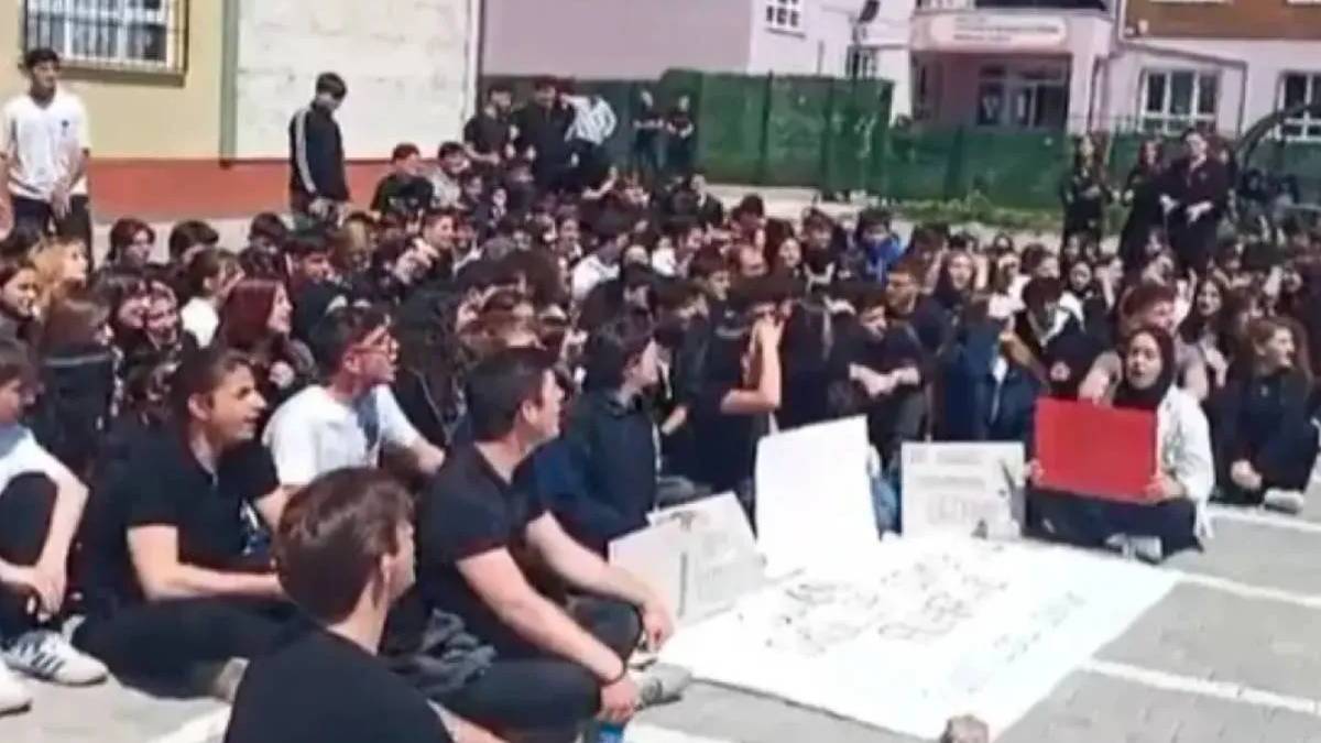 “Güvenli okul” eylemine soruşturma: Öğrencilere disiplin süreci başlatıldı