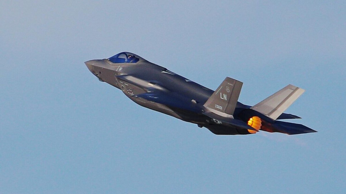 İsrail, "F-35 ve F-15IA" uçaklarından oluşan iki muharip filo satın alma planını onayladı