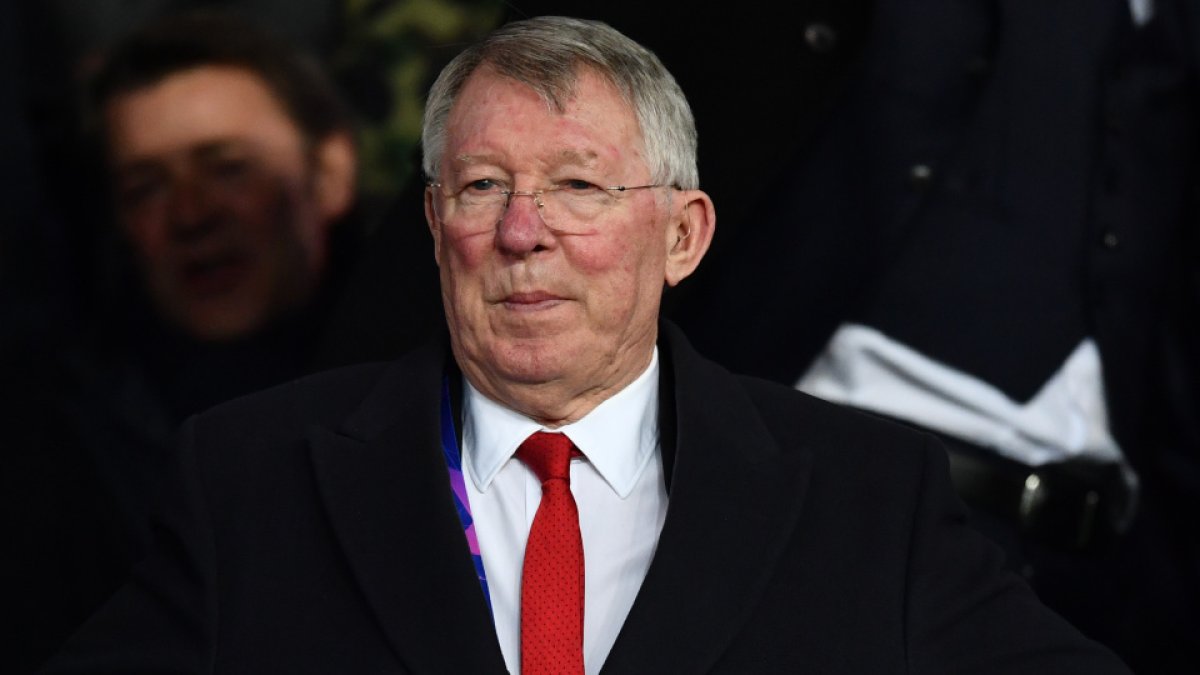Alex Ferguson, hastaneye kaldırıldı