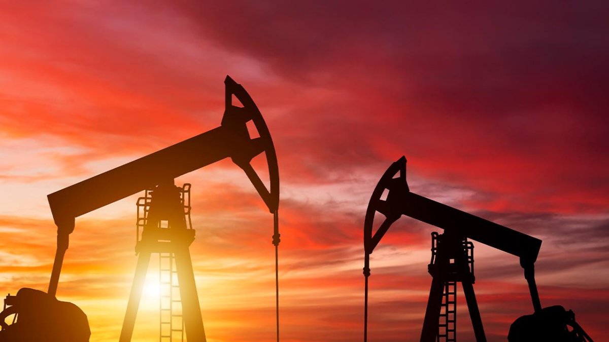 Gözler Hürmüz Boğazı’nda: Brent petrol 110 dolar seviyesini aştı