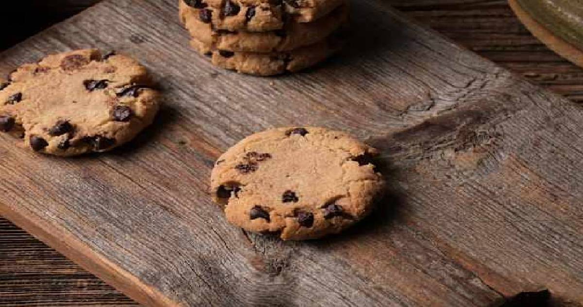 Hem sağlıklı hem lezzetli: Ağızda dağılan çikolatalı glutensiz kurabiye