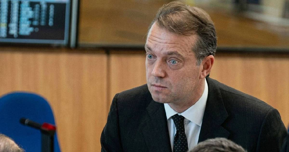 Cem Uzan'dan '80 milyar dolarlık dava bitti' iddiasına cevap: Esas duruşma ekimde