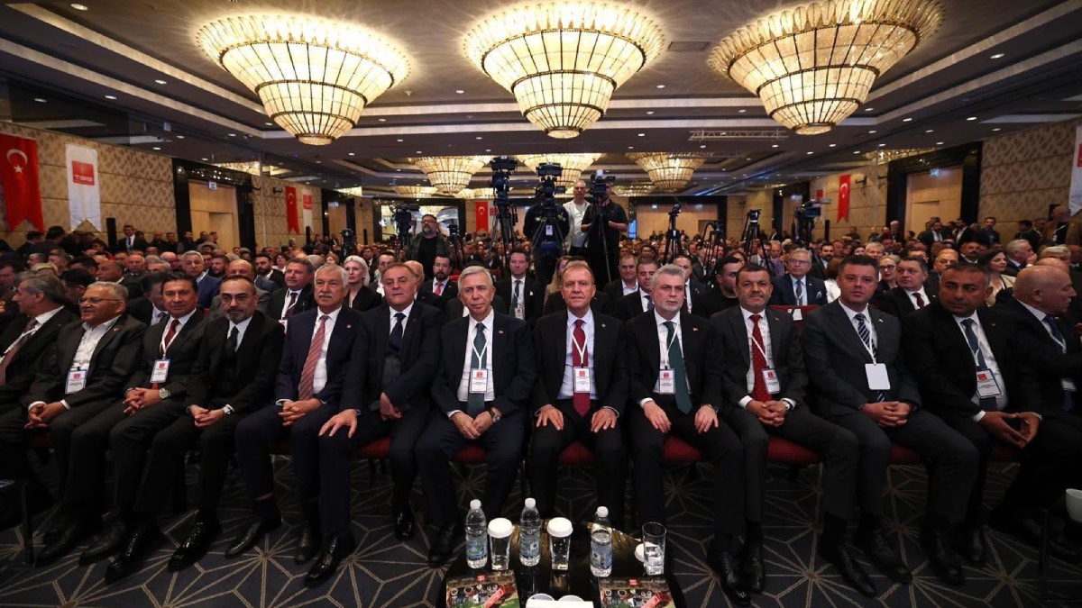 Çorlu Belediye Başkanı Sarıkurt, TBB Meclis Toplantısı’na katıldı