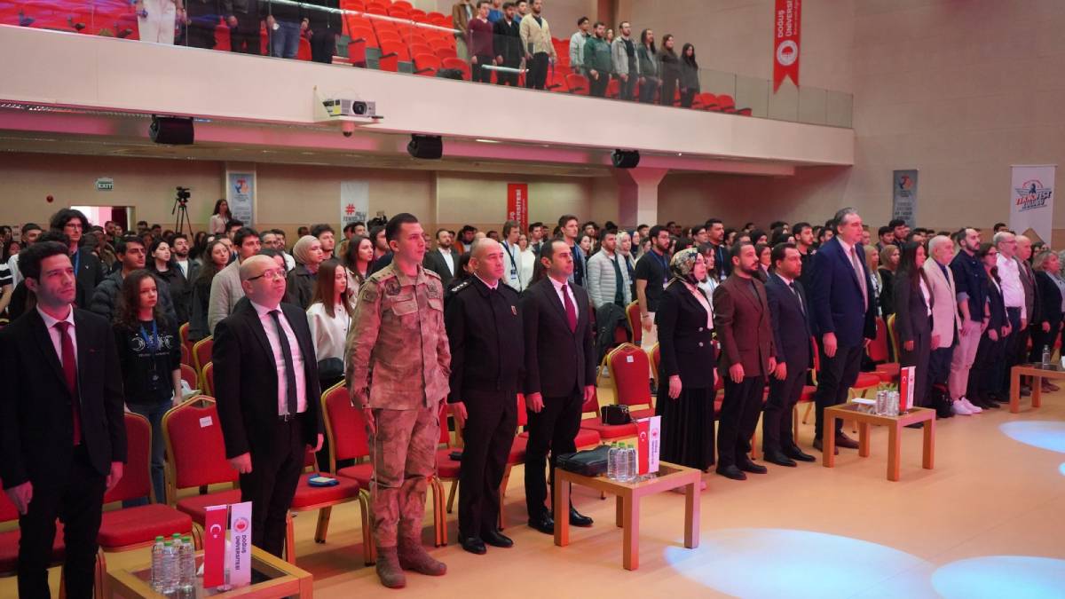 Türkiye’nin uzay ve havacılık vizyonu gençlerle buluştu!