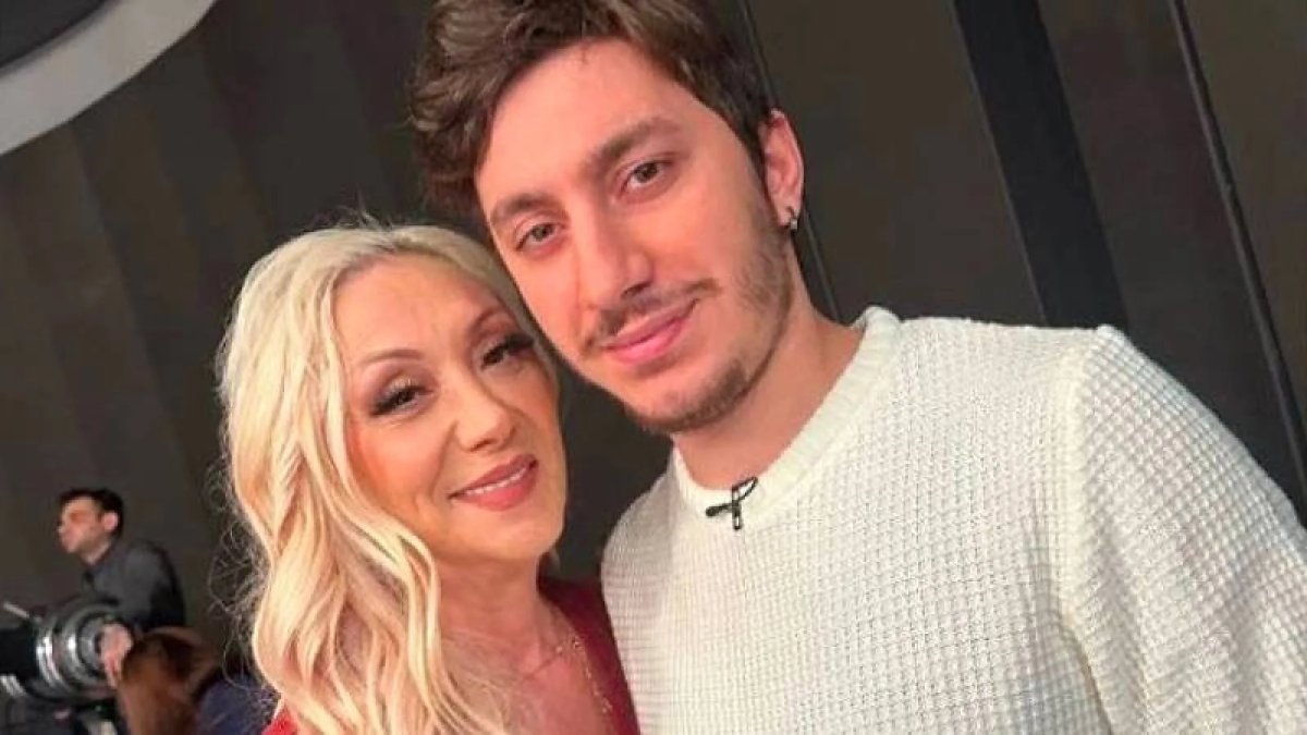 Şarkıcı Güllü'nün oğlu Tuğberk Yağız Gülter kaza geçirdi