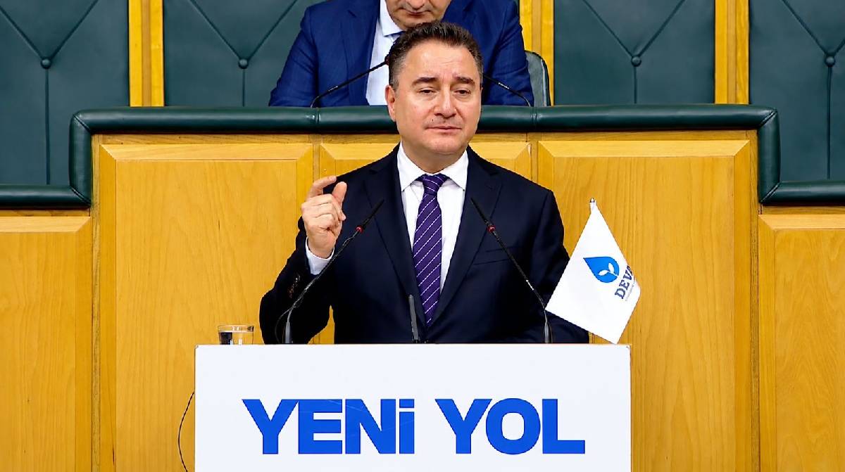 Babacan’dan KHK mağduriyetleri çağrısı: Toplu cezalandırma hukuk değildir