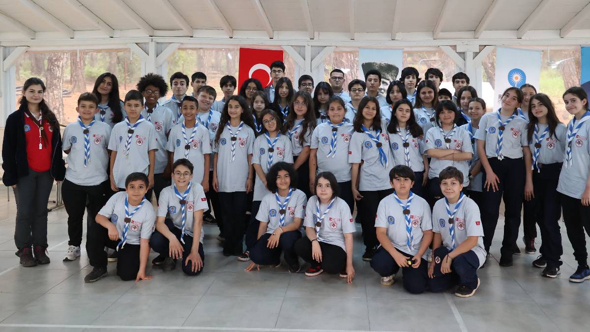 Büyükşehir izcileri kaynaşma kampında buluştu