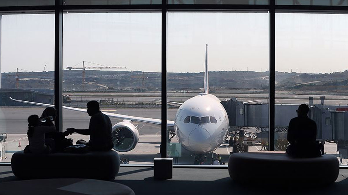 Dev hava yolu şirketleri art arda uçuşları iptal ediyor: Jet yakıtı krizi İstanbul'u vurdu