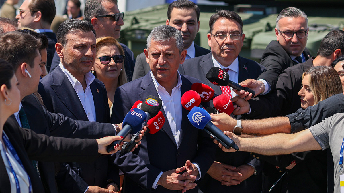 Özgür Özel: KAAN'ın motoru yerli ve milli üretilmeli