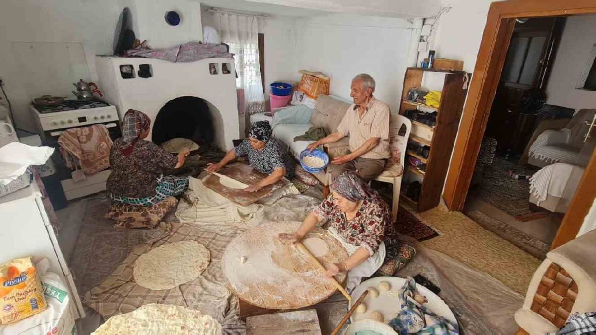 Buldan'da bayram telaşı başladı! Her şey imece usulü hazırlanıyor
