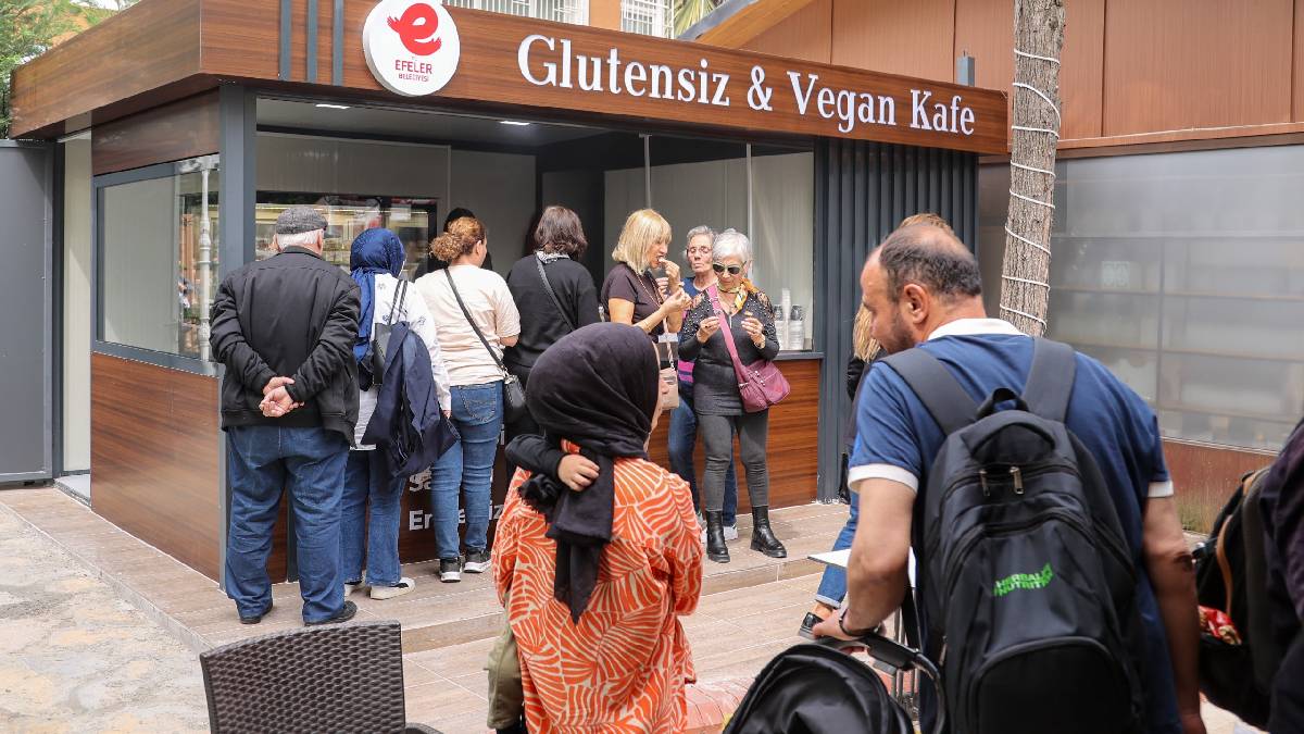Efeler’de çölyak hastalarının güvenli limanı: Glutensiz & Vegan Kafe