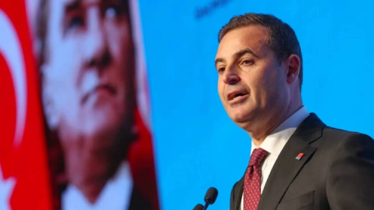 Cumhuriyet Bayramı süslemesi ihalelik oldu: Balıkesir Büyükşehir Belediye Başkanı Akın hakkında soruşturma izni