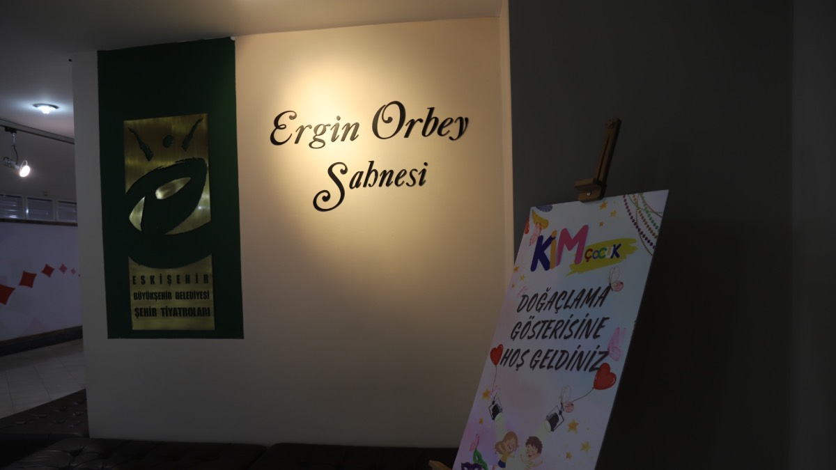 Eskişehir Büyükşehir’den amatör tiyatrolara “Birlikte Sahne” desteği