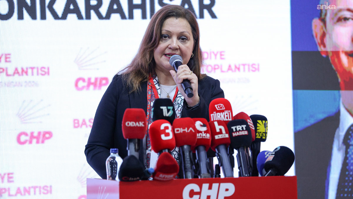 Burcu Köksal CHP'den istifa etti