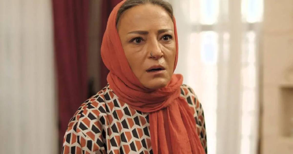 Uzak Şehir’in Fidanı olarak tanınıyor… Dizi dışında görenler gözlerine inanamıyor! Tarzı pes dedirtti