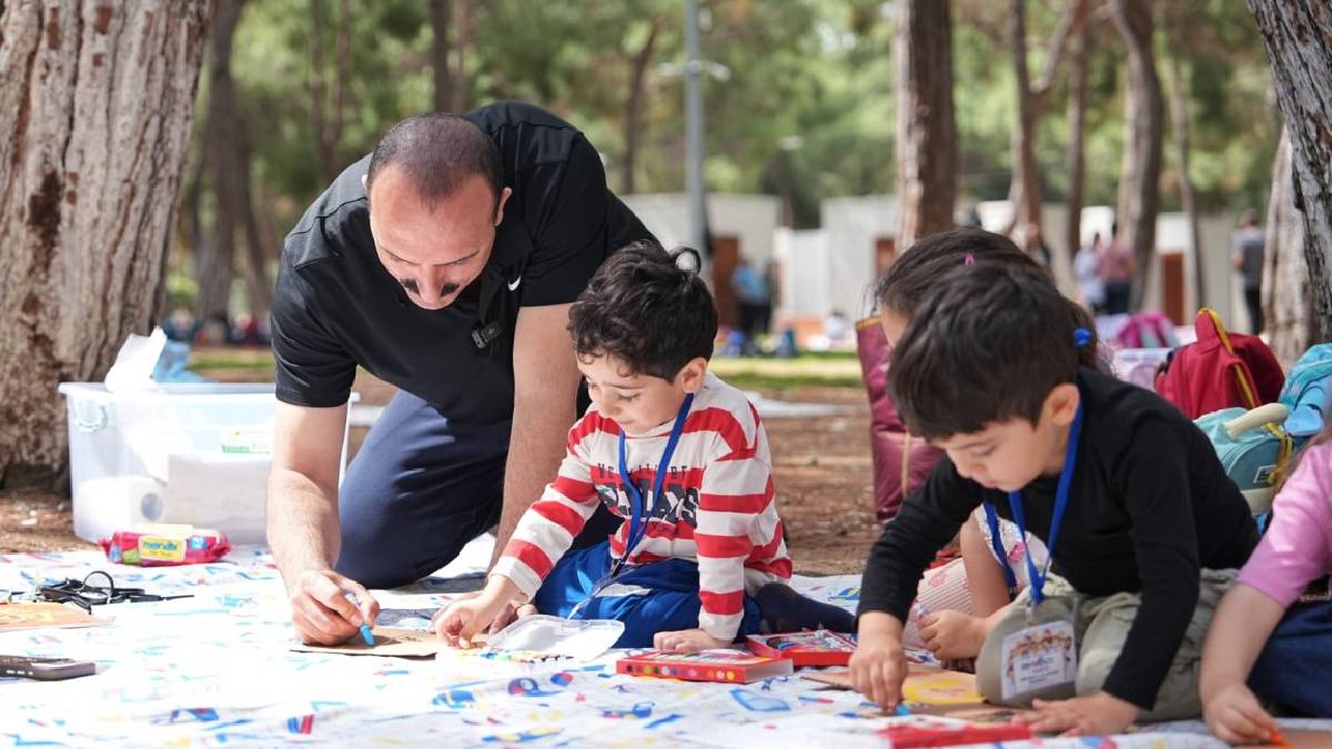 Başkan Kotan’dan çocuklarla keyifli HayatPark gezisi