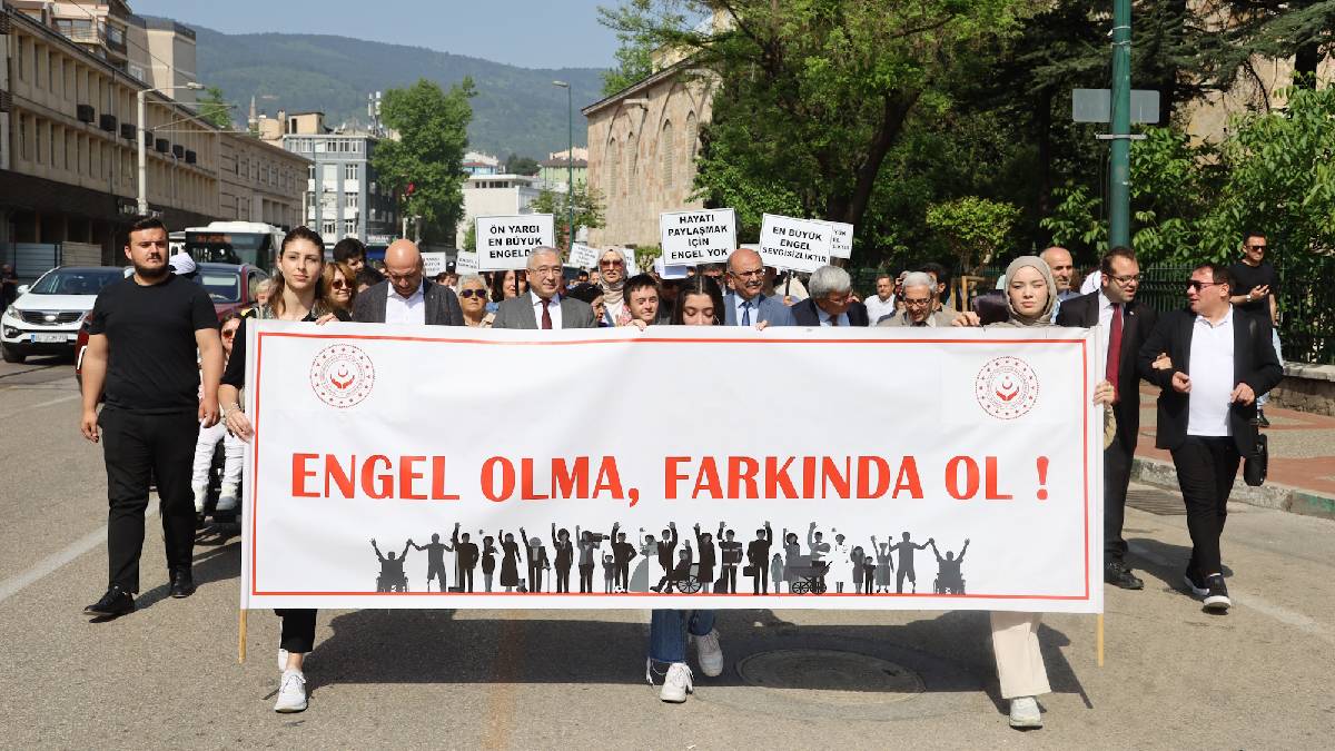 Engelsiz bir gelecek için yürüdüler