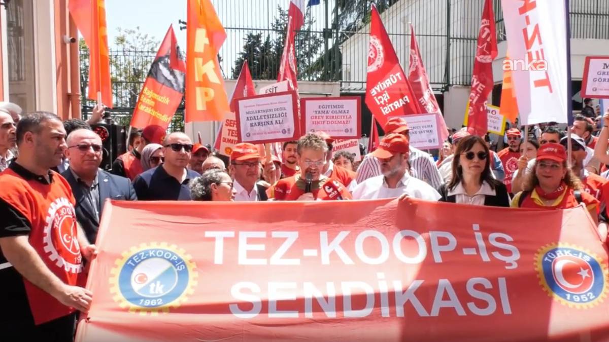 İtalyan Lisesi öğretmenlerinin grevi 100’üncü gününde: Başkonsolosluk önünde toplu sözleşme çağrısı