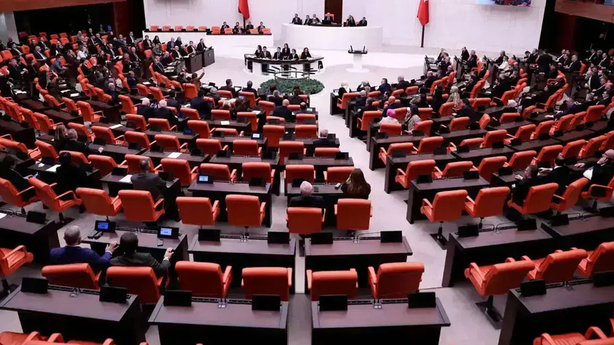 TBMM’de ‘süreç’ oturumu yeter sayı yokluğu nedeniyle kapandı