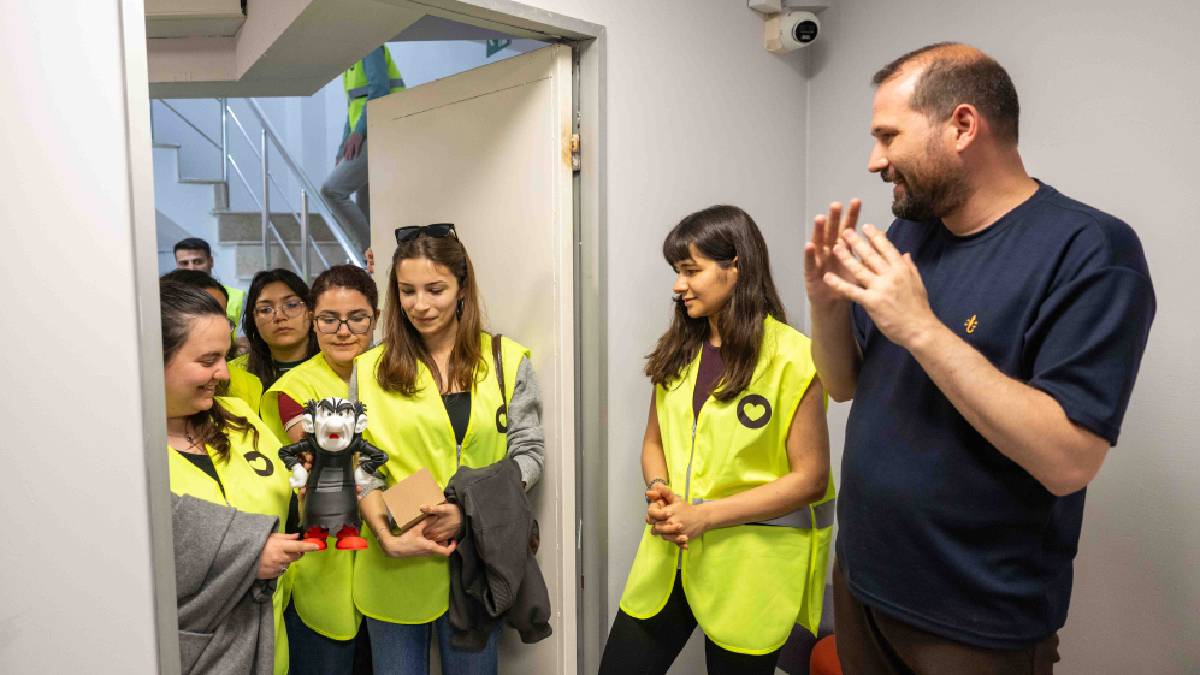 AHBAP gönüllüleri Gülşah Durbay Gençlik Merkezi’ne üye oldu